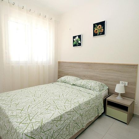 Apartments Oktopus Sutomore Bagian luar foto