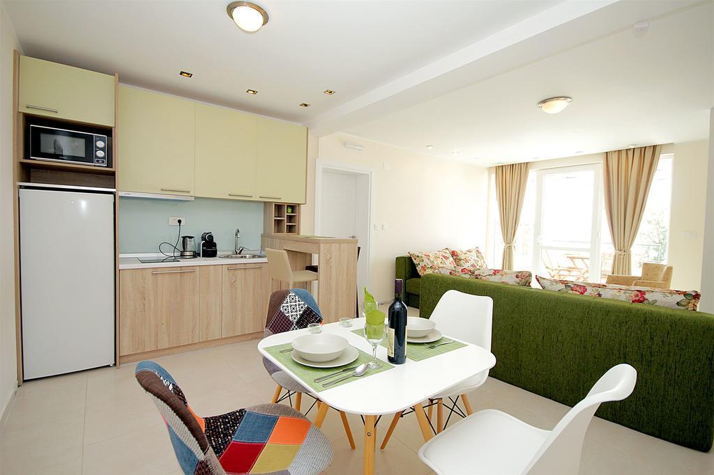 Apartments Oktopus Sutomore Bagian luar foto