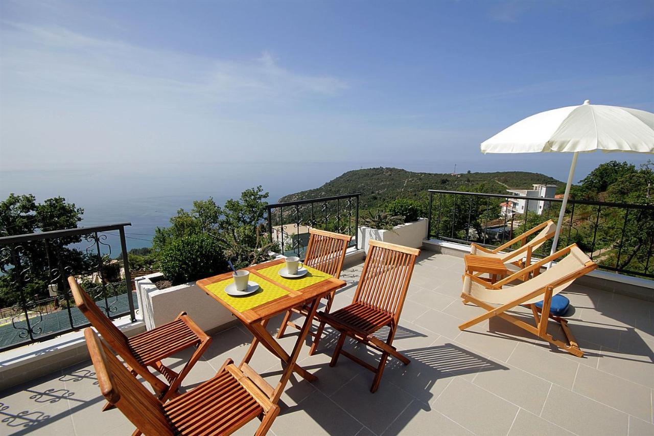 Apartments Oktopus Sutomore Bagian luar foto